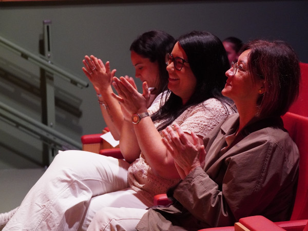 Els centres educatius abrerencs celebren la Diada de Sant Jordi - Escola Ernest Lluch