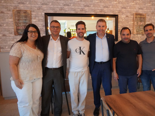 Aquest divendres 1 de maig s'inaugura el Candela Gastrobar, el nou espai gastronòmic de la Piscina Municipal d'Estiu d'Abrera, a partir de les 18 h. Us hi esperem!