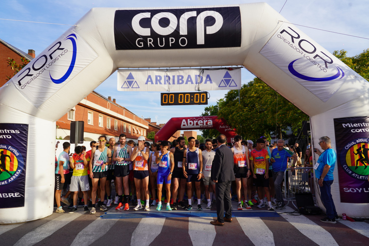 Gran èxit d'assistència i participació en la 17a Abrera Corre D9 2025 'Memorial A. Serrano', amb més de 800 participants. Gràcies, Abrera!