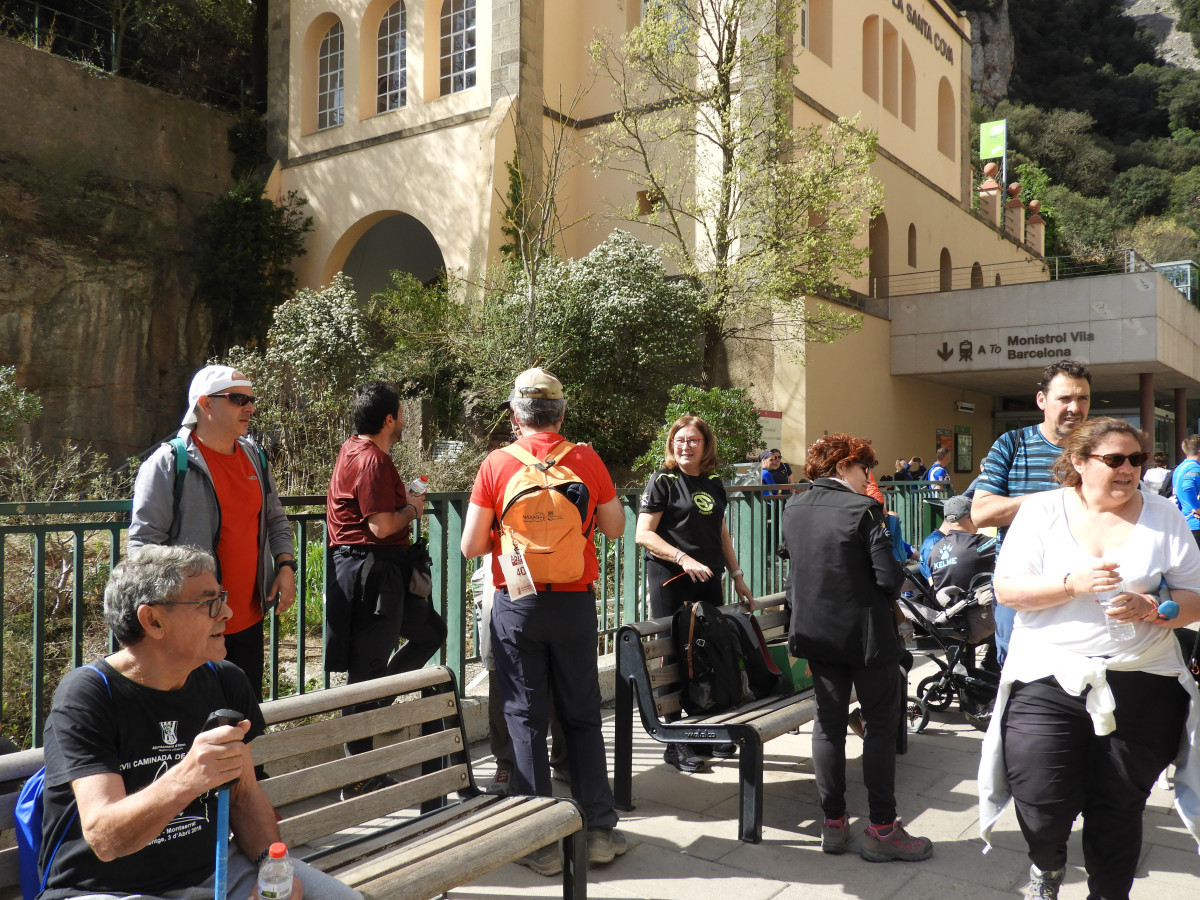 200 persones han gaudit de la XXII Caminada de Primavera Abrera-Montserrat, que ha tingut lloc aquest diumenge 16 d'abril