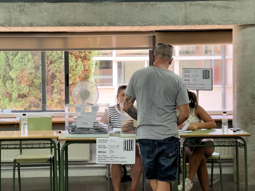 Eleccions Generals 23 juliol 2023 - Col·legi electoral Escola Francesc Platón i Sartí (2).jpeg
