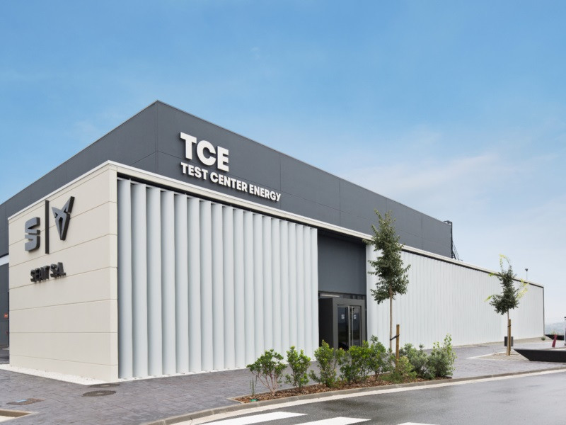 Assistim a la inauguració del Test Center Energy (TCE) de SEAT, un centre d'investigació i desenvolupament de bateries únic en el sud d'Europa