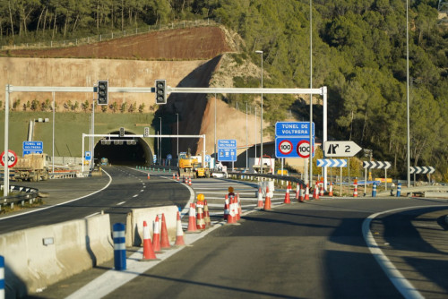 El túnel de la B-40 rep el nom de Voltrera, a petició de l'Ajuntament d'Abrera