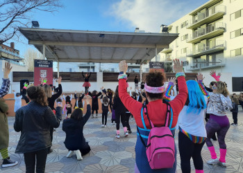 A Abrera gaudim del Carnaval! Èxit de participació en les activitats programades per l'Ajuntament i les entitats. Zumba amb Vive y Baila