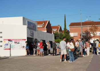 Gairebé 2.200 alumnes comencen aquest mes de setembre el curs 2024-2025 a Abrera. Bon inici de curs a tothom! Escola Francesc Platón i Sartí. Escola Bressol Municipal Món Petit