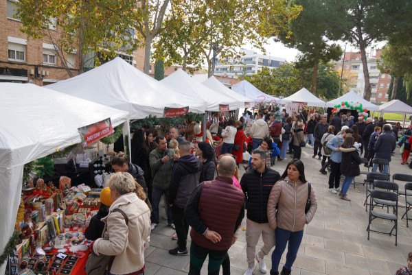 La il·lusió del Nadal es viu a Abrera! Fireta de Nadal de l'Associació de Botiguers i Serveis d'Abrera