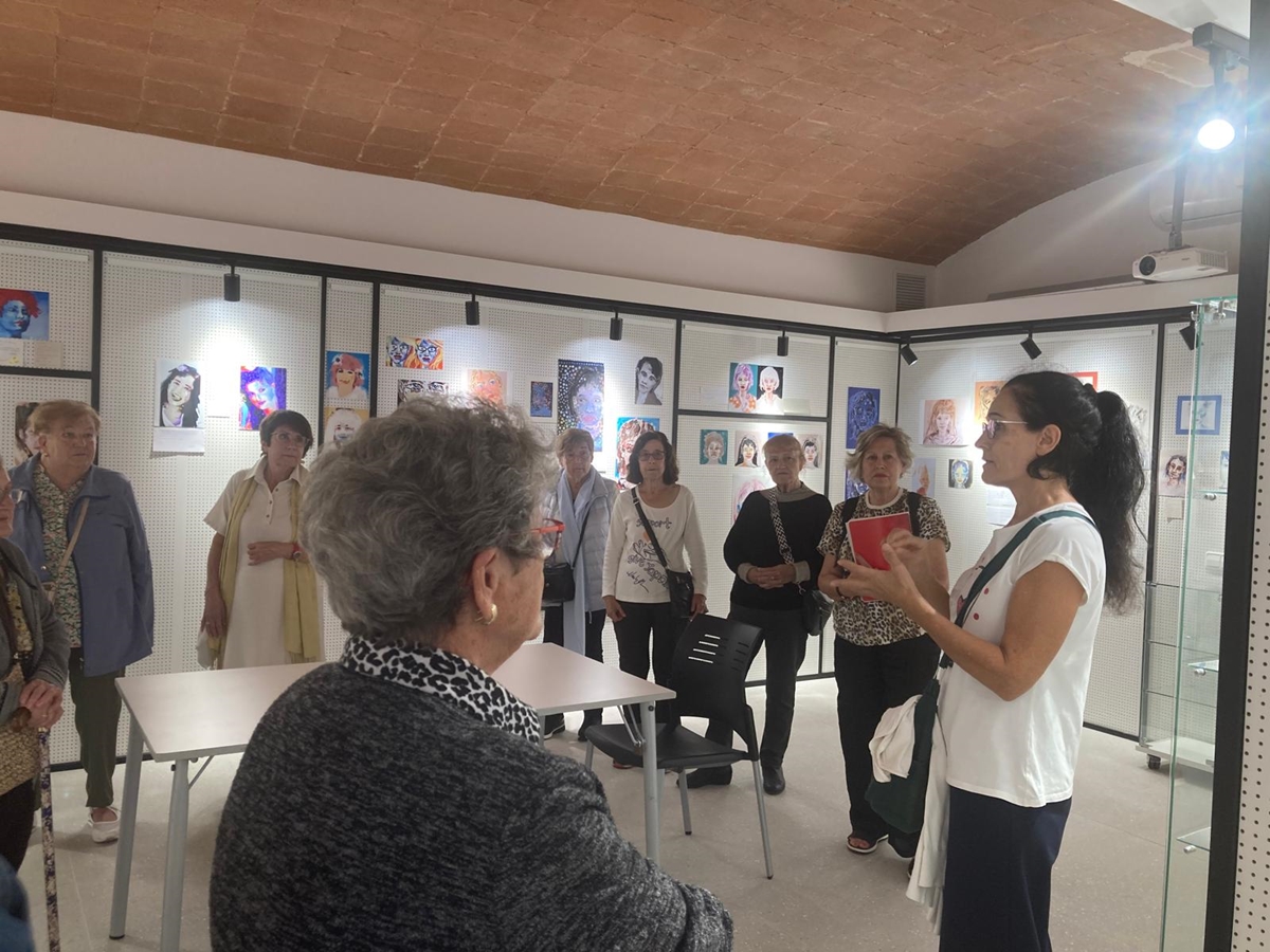 L'Espai Artístic Pere Torres d'Abrera acull l'exposició “Saber mirar” de la veïna abrerenca Nardi Ariño