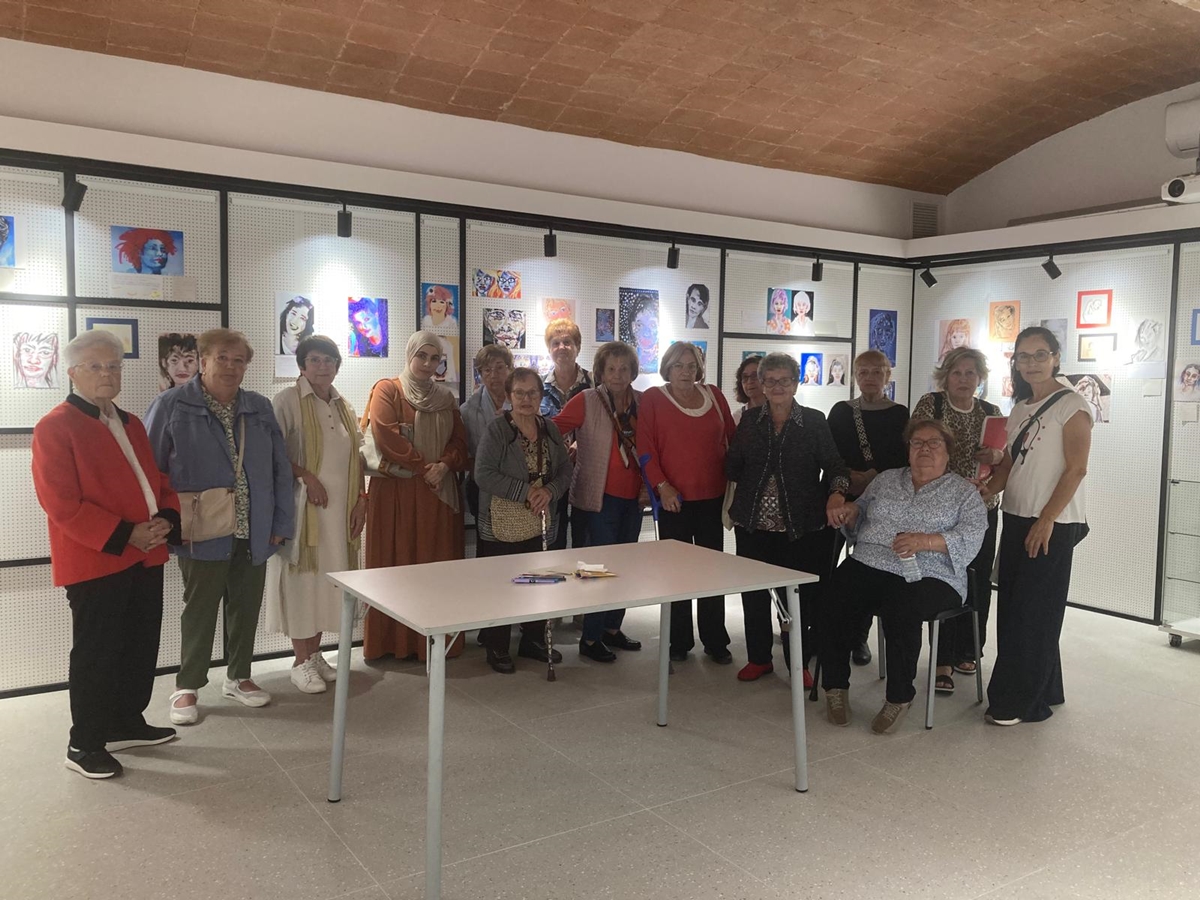 L'Espai Artístic Pere Torres d'Abrera acull l'exposició “Saber mirar” de la veïna abrerenca Nardi Ariño