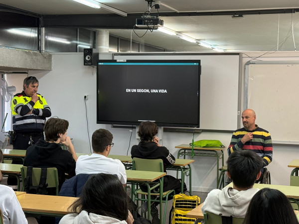 Portem a l’Institut Voltrera les xerrades 'GAME OVER: No te la juguis!' per a la prevenció d’accidents de trànsit