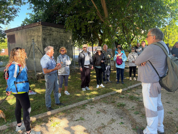 A Abrera connectem amb el riu Llobregat! Més de 50 persones han participat en una nova edició de Walking Rivers (Caminant rius)