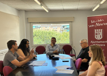 L'Ajuntament d'Abrera i l'Agrupació Esportiva Abrera impulsem un programa de futbol adaptat per promoure l'envelliment actiu, una nova iniciativa per fomentar la salut, el benestar i la inclusió a través de l'esport