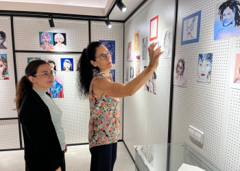 L'Espai Artístic Pere Torres d'Abrera acull l'exposició “Saber mirar” de la veïna abrerenca Nardi Ariño