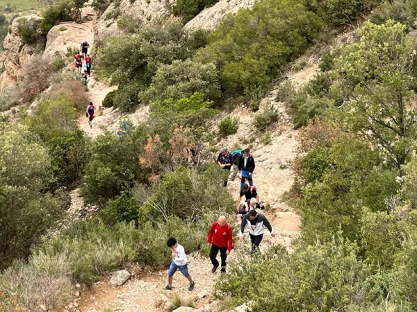 Èxit de participació a la XXIII edició de la Caminada de Primavera Abrera - Montserrat, amb unes 300 persones participants. Gràcies, Abrera!
