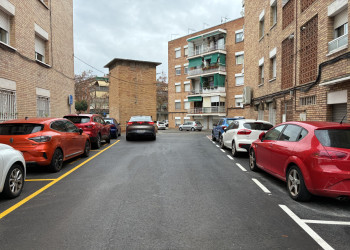 Avancen els treballs de millora de voreres i senyalització viària per reforçar la seguretat dels vianants