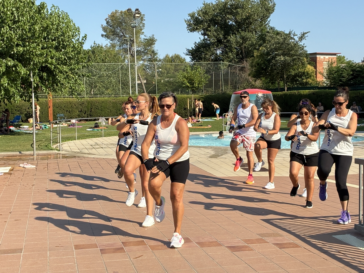 Ràdio Abrera a la Piscina 2026: Dimecres 8 de juliol de 2026: Exhibició d'Strong i Aquazumba amb Vive y Baila