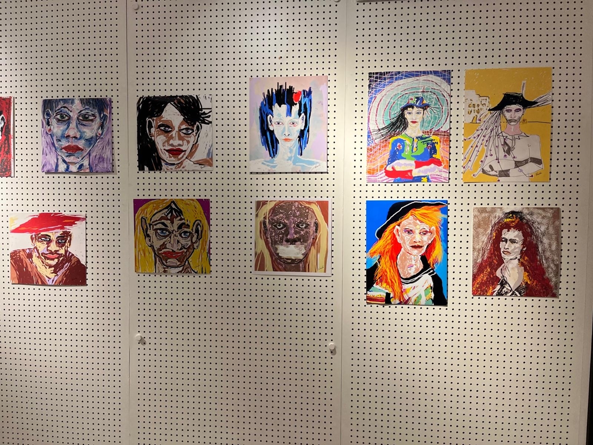 L'Espai Artístic Pere Torres d'Abrera acull l'exposició “Saber mirar” de la veïna abrerenca Nardi Ariño