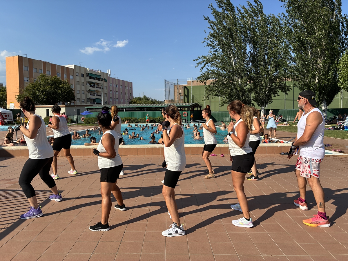 Ràdio Abrera a la Piscina 2026: Dimecres 8 de juliol de 2026: Exhibició d'Strong i Aquazumba amb Vive y Baila
