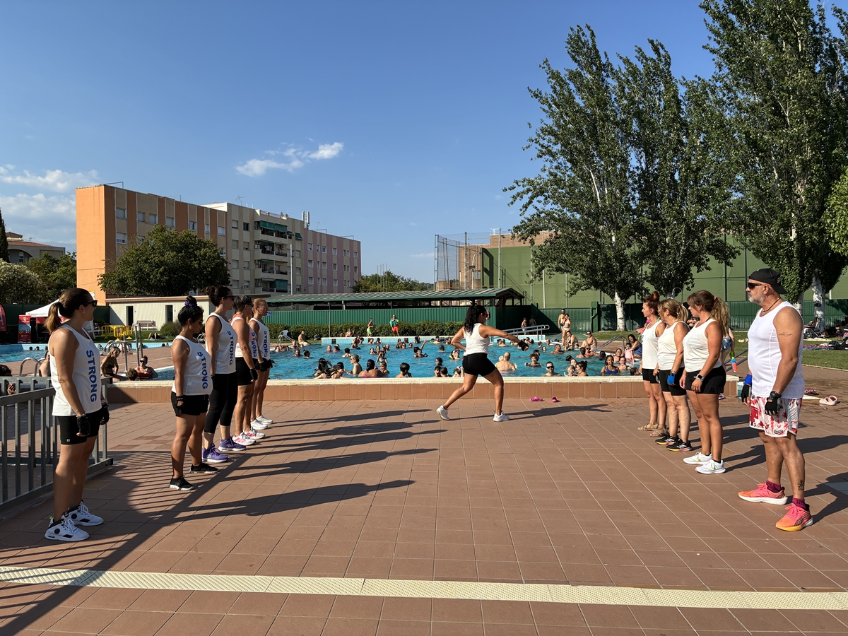 Ràdio Abrera a la Piscina 2026: Dimecres 8 de juliol de 2026: Exhibició d'Strong i Aquazumba amb Vive y Baila