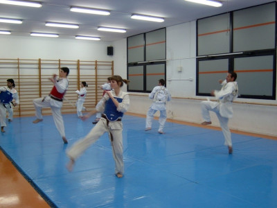 Activitat de Taekwondo al Pavelló Esportiu Municipal