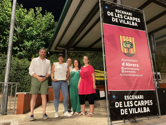 Les veïnes i veïns del barri de Les Carpes d'Abrera, gaudeixen de la seva Festa Major amb èxit de participació a les activitats programades!
