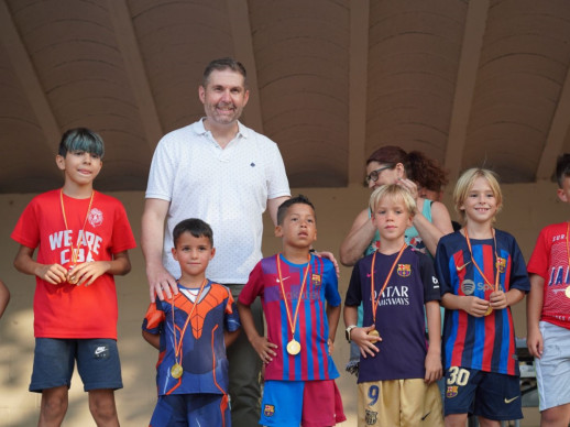 El veïnat del barri de Can Vilalba viu la seva Festa Major, amb un ampli programa d'activitats adreçades a tota la família!
