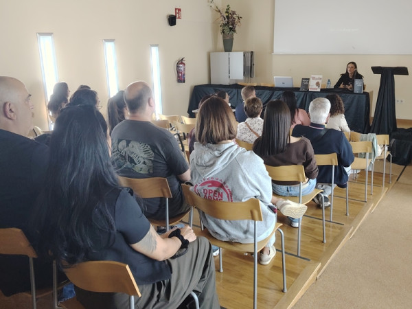 Assistim a la presentació del poemari 