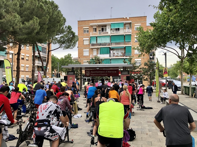 Aquest dissabte 13 de maig al matí, la plaça de Rafael Casanova ha acollit la quarta edició de la Marató d'Spinning d'Abrera, amb totes les places exhaurides!