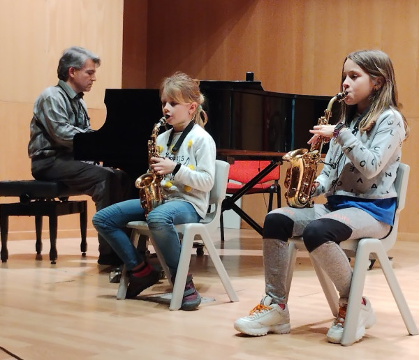 L'Escola Municipal de Música d'Abrera arriba a la Setmana Santa amb una nova edició d'Audicions d'Instrument. Enhorabona a totes i tots!