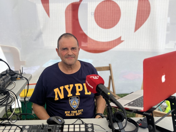 Èxit de participació i assistència a la primera sessió de Ràdio Abrera a la Piscina Municipal d'Estiu, amb les actuacions de #BigFriday On Air, i el grup de Hip Hop infantil de les Juventudes Rocieras d'Abrera!