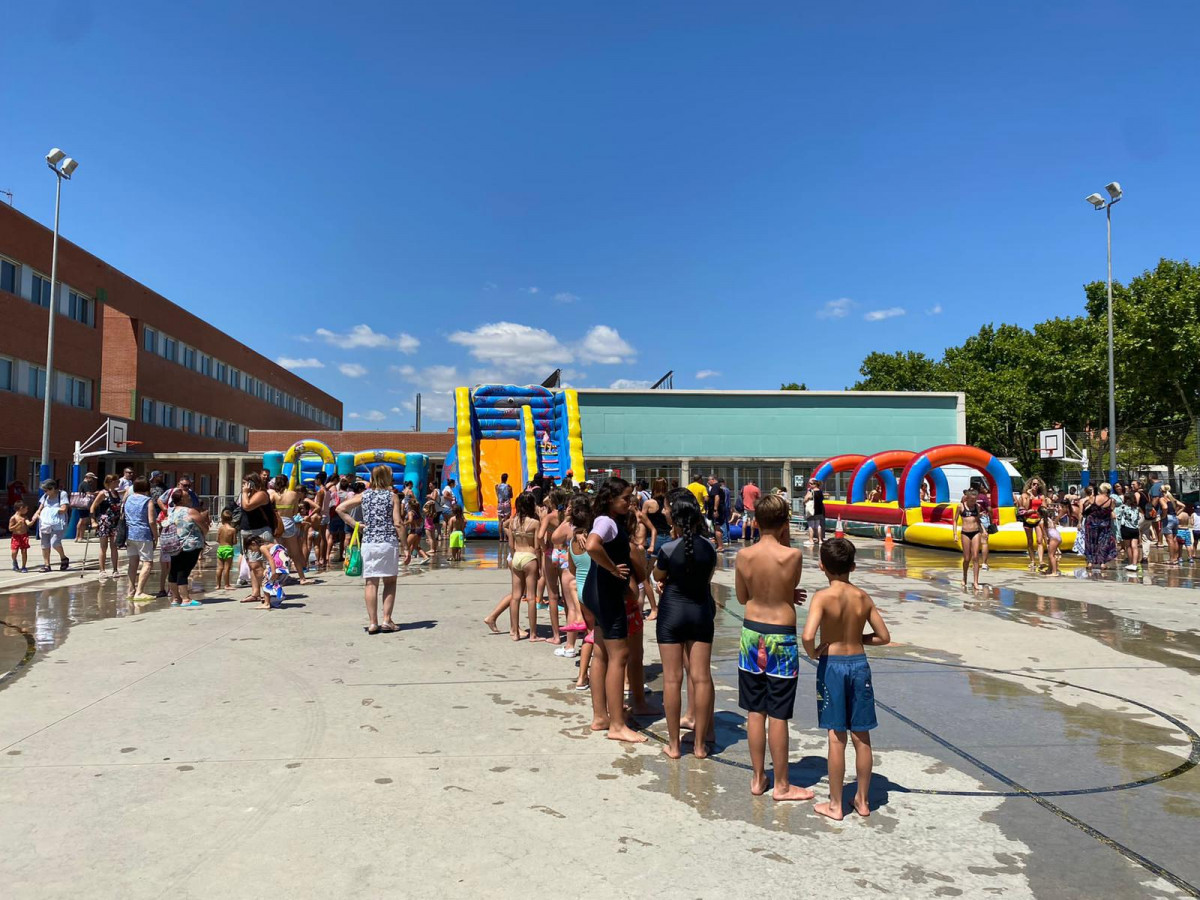 Festa Major 2022: Inflables d'aigua al pati de l'Escola Ernest Lluch