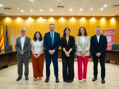 L'impuls de la formació contínua al teixit empresarial centra la visita a Abrera de la consellera de Recerca i Universitats, Núria Montserrat