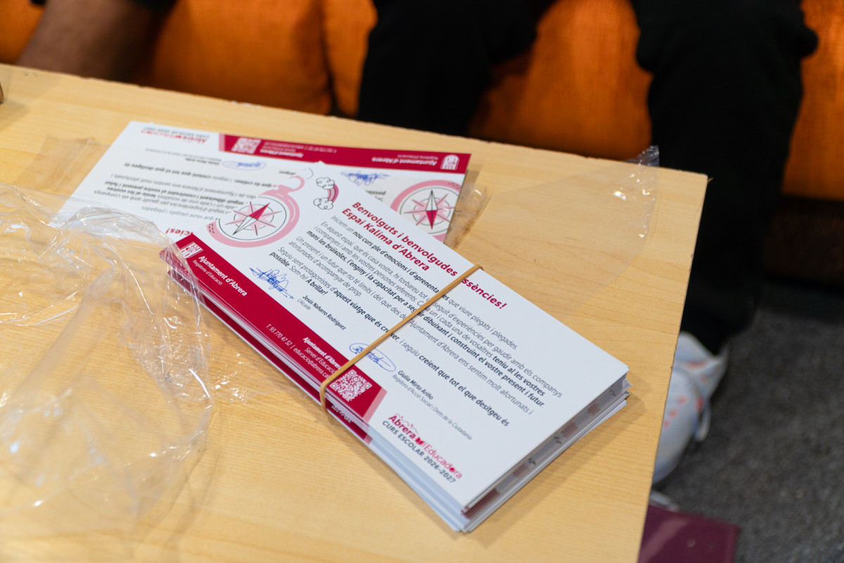 Finalitzem les visites d'inici de curs amb els espais socioeducatius Kalima i Galàxia d'Abrera