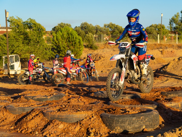 Tot a punt per viure la Copa d’Espanya de Super Enduro 2026 a Abrera, que tindrà lloc aquest divendres 28 i dissabte 29 d'agost!