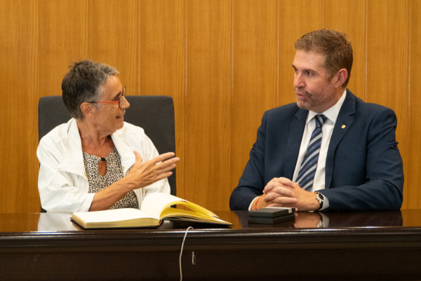 Rebem la visita de la consellera de Salut de la Generalitat de Catalunya, Olga Pané