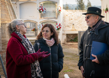 La intervenció arqueològica a la fossa comuna del Cementiri Vell d'Abrera avança segons el calendari previst