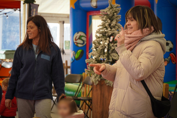 Visita infants Escola Bressol Municipal Món Petit al Parc de Nadal - 07.01.26