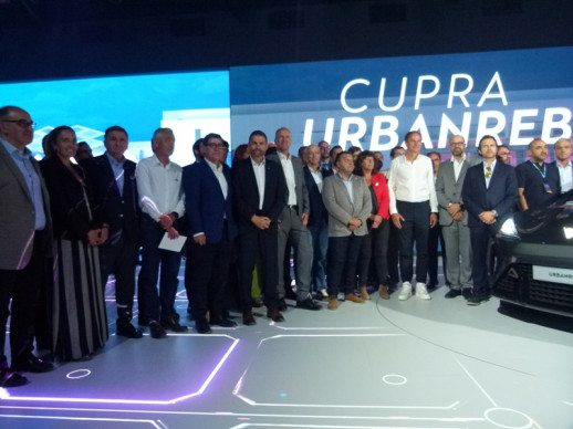Assistim a la presentació del nou Cupra UrbanRebel, model que suposarà l’electrificació de la planta de Seat del Baix Llobregat Nord a partir del 2025