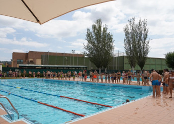 A Abrera, ens mullem per l’esclerosi múltiple amb salts conjunts a la Piscina Municipal d'Estiu!