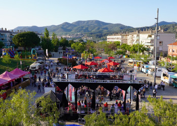 Aquest cap de setmana, torna l'Abrera Street Food! Us esperem al Parc de Can Morral el divendres 9, el dissabte 10 i el diumenge 11 de maig!