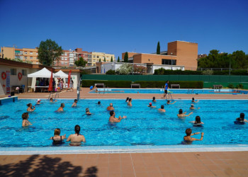 A Abrera, ens hem mullat per l'esclerosi múltiple aquest diumenge 21 de juliol a la Piscina Municipal d'Estiu!