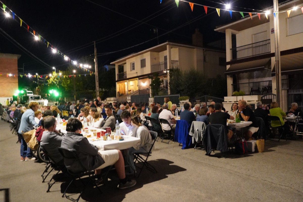 Gaudim de la Festa Major de La Florida, la darrera dels barris de l'any 2024, amb activitats per a tothom!
