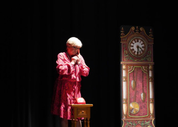 Gaudim de la cloenda del 27è Concurs de Teatre Amateur Vila d’Abrera, amb el lliurament de premis i l'actuació del Grup Escènic Illets d'Abrera, fora de concurs