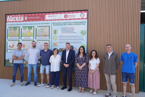 Visitem i donem a conèixer la nova caldera de biomassa central i xarxa de calor de la zona esportiva d’Abrera