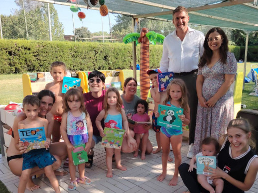 FESTA MAJOR 2025: Contes amb bombolles a la Bibliopiscina