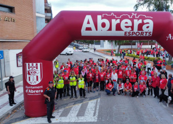 Gran èxit de participació i assistència a la 26a Caminada de la Gent Gran d'Abrera!