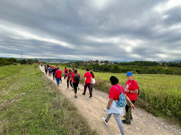 Gran èxit de participació i assistència a la 26a Caminada de la Gent Gran d'Abrera!