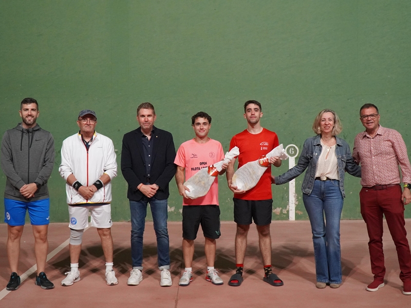 El Club Frontenis Abrera celebra un any més l’Open del pernil Abrera 2025, amb un total de 74 participants