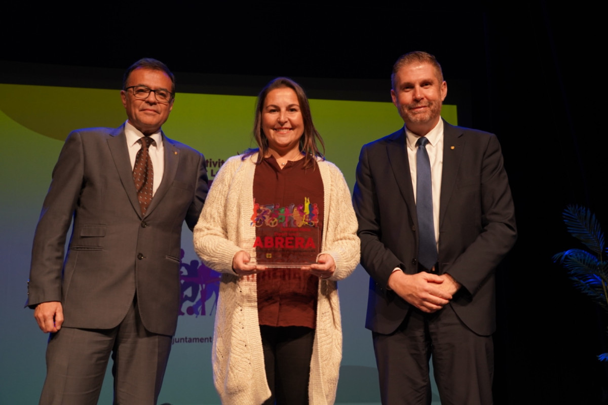 Abrera amb l'esport! Gaudim de la Gala d'entrega dels 2ns Premis de l'Activitat Física i l'Esport Local d'Abrera, que ha comptat amb gran èxit d'assistència. Gràcies, Abrera!