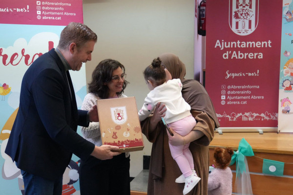 Ja ets a Abrera! Donem la benvinguda als nous petits i petites del nostre municipi, nascuts/des i/o adoptats/des durant l'any 2024