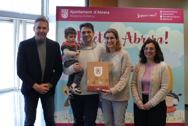 Ja ets a Abrera! Donem la benvinguda als nous petits i petites del nostre municipi, nascuts/des i/o adoptats/des durant l'any 2024
